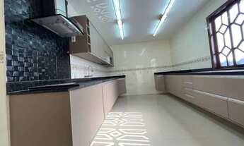 Imagem 3: Vendo Bela Casa Duplex de frente a Praça da Balprensa