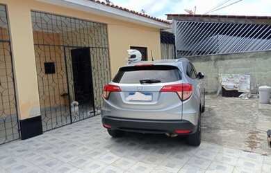 Imagem 2: Vendo uma casa no nova cidade