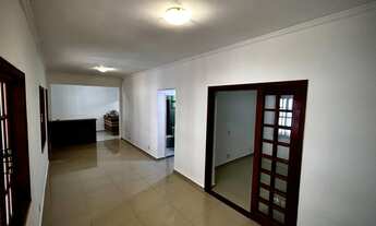 Imagem 4: Casa para aluguel e venda com 140 metros quadrados com 4 quartos, 3 banheiros, 1 suíte