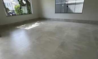 Imagem 4: Casa de condomínio térrea para venda tem 236 metros quadrados com 4 quartos