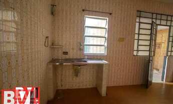 Imagem 3: Rua Florânea - Vista Alegre - RJ, pouco metros da Igreja São Rafael e Polo Gast