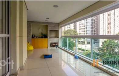 Imagem 3: Apartamento com 204m², 3 suítes, 3 vagas