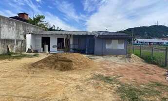 Imagem: Terreno Comercial para Venda em Garopaba