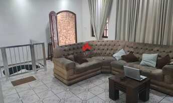 Imagem: Casa térrea 4 dormitórios e 9 vagas na