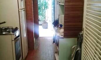 Imagem 7: Apartamento para venda tem 60 metros quadrados com 2 quartos em Copacabana - Rio de Janeir