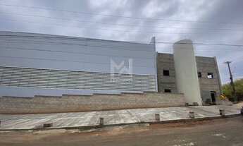 Imagem 2: Galpão industrial de 3700m² em Valinhos - SP