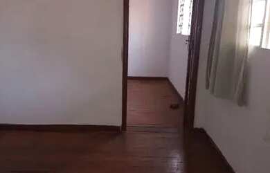 Imagem 2: Alugo casa (Shangrilá-B )com ótima localização