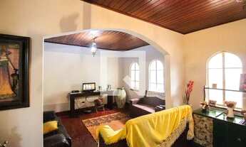 Imagem: Casa à Venda - Itaquera, 6 Quartos, 300