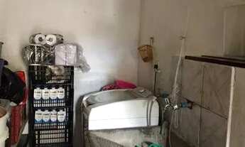 Imagem 3: Térrea para venda possui 122 metros quadrados com 3 quartos em Parque das Nações - Santo A