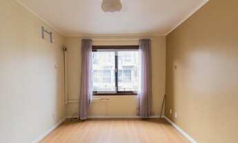 Imagem 2: Apartamento para Aluguel - Centro Histórico, 1 Quarto, 46 m2