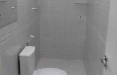 Imagem 2: ALUGO TOS E 2 WCAPTO.COM 2 Q NA AV. PRECO TOTAL R$1.300,00