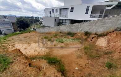 Imagem 5: Adi} Lote/Terreno para venda tem 560 metros quadrados em Aeroporto - Juiz de Fora - MG