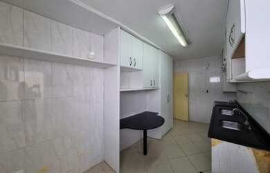 Imagem 4: Venda apto na Av. Boa Viagem, 138 m2, planta original 4 quartos, 1 vaga. Recife-PE