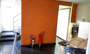 Imagem 4: Sobrado para aluguel possui 300 metros quadrados com 5 quartos em Planalto Paulista - São