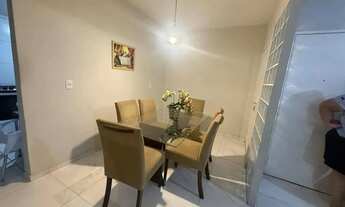 Imagem 3: Frente sol da manhã. prédio de escada bem localizado