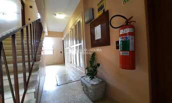 Imagem 5: Apartamento de 2 dormitórios com uma vaga de garagem próximo a Mauricio Cardoso