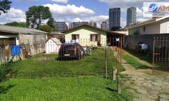 Imagem 7: Casa à venda no bairro Orleans - Curitiba/PR