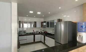 Imagem 6: Alugo casa 4/4 mobiliada com piscina na serra verde