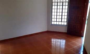 Imagem 3: Sobrado com três dormitórios em ótima localização!