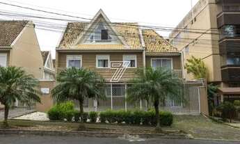 Imagem: Sobrado a venda tem 154m² com 3 quartos