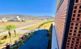 Imagem 6: Casa com 4 suítes para aluguel tem 363 metros