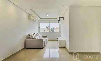 Imagem 2: Imóvel na Dom Cláudio José Gonçalves Ponce de Leão com 3 dormitórios e 69m²