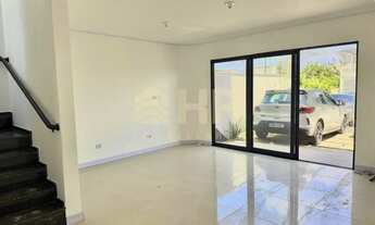 Imagem 4: Sobrado triplex com 03 suítes e 02 vagas de garagem Balneário Ipacaraí Matinhos