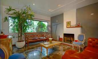 Imagem: Sobrado com 4 Dormitórios (2 Suítes) à