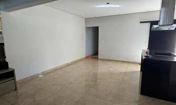 Imagem 3: Casa com 2 dormitórios para alugar, com cozinha planejada, por R$ 2.200 + IPTU - Parque Re