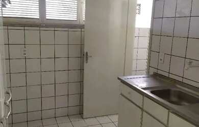Imagem 5: Apartamento com 2 dormitórios para alugar, 90 m² por R$ 2.270,00/mês - Fátima - Fortaleza