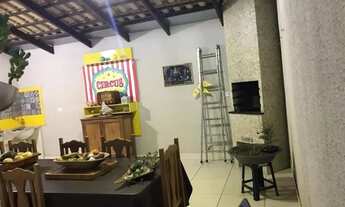 Imagem 5: Vendo Casa 2Q ao lado do Parque Atheneu, em frente a Praça