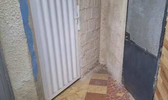 Imagem 2: Kitnet grande REALENGO