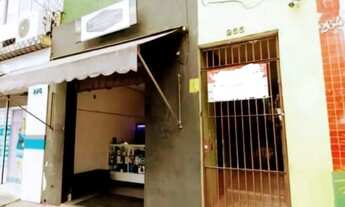 Imagem: Sobrado em Avenida Dom Azeredo Coutinho