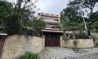 Imagem: Imóvel para venda possui 202 metros quadrados