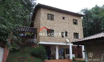 Imagem: Casa de condomínio em Rua Adoniram Barbosa