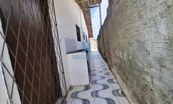 Imagem 6: Casa para Locação no Bairro Pitimbu - Excelente Localização e Amplo Espaço