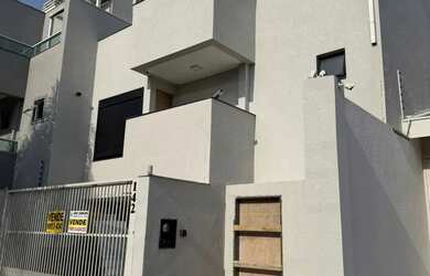 Imagem 3: CASA TRIPLEX À VENDA NA PRAIA BRAVA - ITAJAÍ