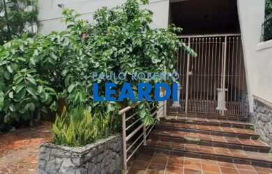 Imagem: SOBRADO - JARDIM DAS BANDEIRAS - SP