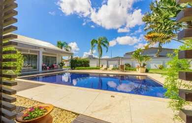 Imagem 5: Casa Alto Padrão com Quatro Dormitórios sendo Três Suítes no Bairro Itaipava em Itajaí SC