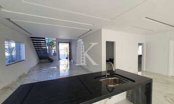 Imagem 7: Sobrado para venda possui 450 metros quadrados com 4 quartos em Canto do Forte - Praia Gra