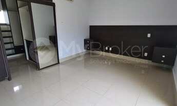 Imagem 7: Casa de condomínio sobrado para venda tem 298 metros quadrados com 4 quartos