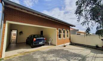 Imagem 2: Casa para venda possui 176 metros quadrados com 3 quartos em Castelo - Valinhos - SP