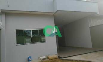 Imagem 2: Casa moderna ao lado da avenida Rio Verde, Go 040, 03 Quartos sendo uma suíte, ótima local