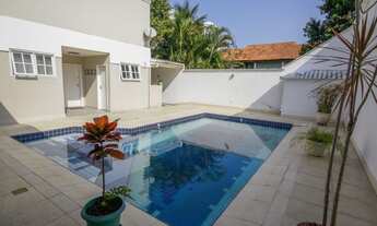 Imagem 4: Casa de condomínio para venda tem 450 metros quadrados em Barra da Tijuca - Rio de Janeiro