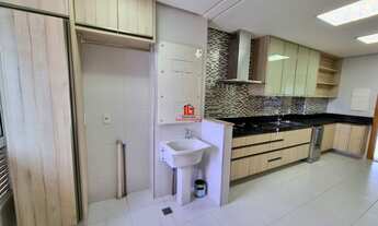 Imagem 4: Ilha Bella Condominium, 153m², 3 Suítes sendo 1 Master com closet, Hidro, 12º Andar Ponta