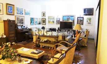 Imagem 2: Apartamento de 200 metros quadrados no bairro Tijuca com 4 quartos