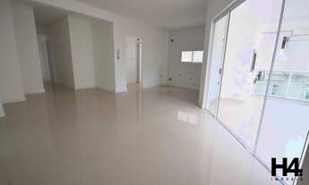 Imagem 7: H4 IMOVEIS VENDE APARTAMENTO EM MEIA PRAIA/SCEXELENTE LOCALIZAÇÃO NA RUA 242, PRÓXIMO A AV