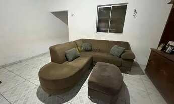 Imagem: Casa com piscina na Avenida Centenário