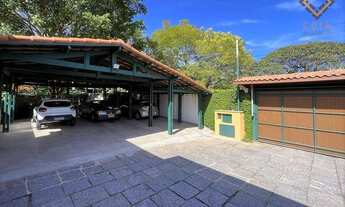 Imagem 7: Casa á venda em bolsão fechado com 5 dormitórios e 8 vagas, localizado na Granja Viana