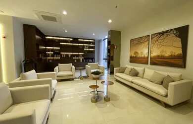 Imagem 2: Apartamento em Residencial Senior para aluguel e venda com 43 m² em Petrópolis - Porto Ale